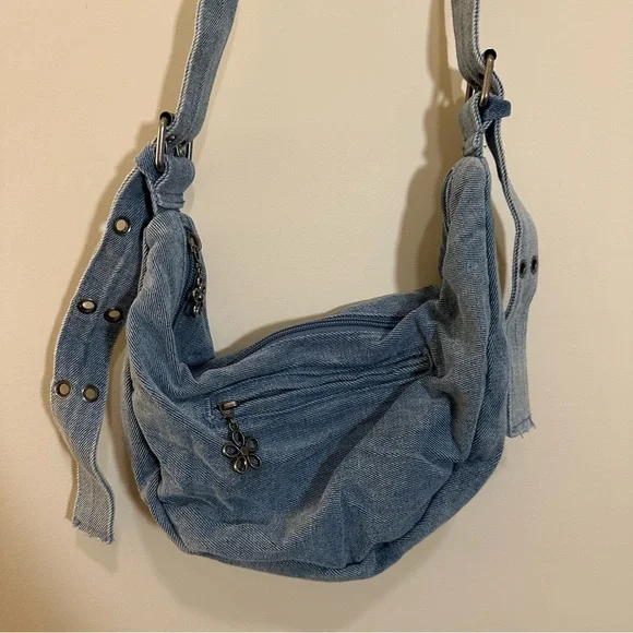 American Eagle Denim Shoulder Bag - Picture 4 of 5